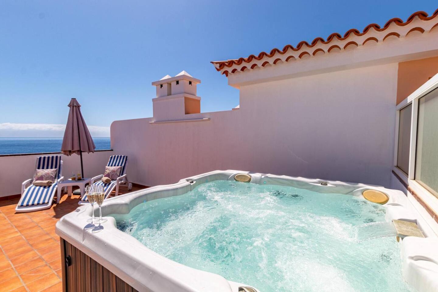 Penthouse Apt With Jacuzzi By Dream Homes Tenerife Puerto de Santiago  Exterior foto